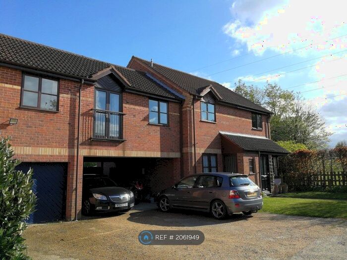 1 Bedroom Flat To Rent In Cannell Road, Loddon, Norwich, NR14