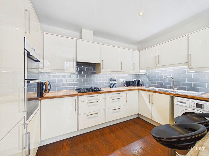 1 Bedroom Flat To Rent In Lorne Street, Leith, Edinburgh, EH6
