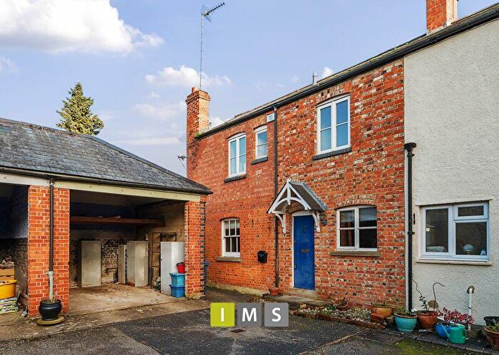 2 Bedroom End Of Terrace House To Rent In Wayside Cottages, Fringford Lodge, Bicester, OX27