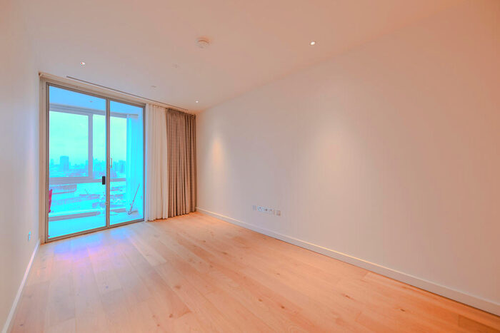 2 Bedroom House To Rent In Prospect Way, London, SW11