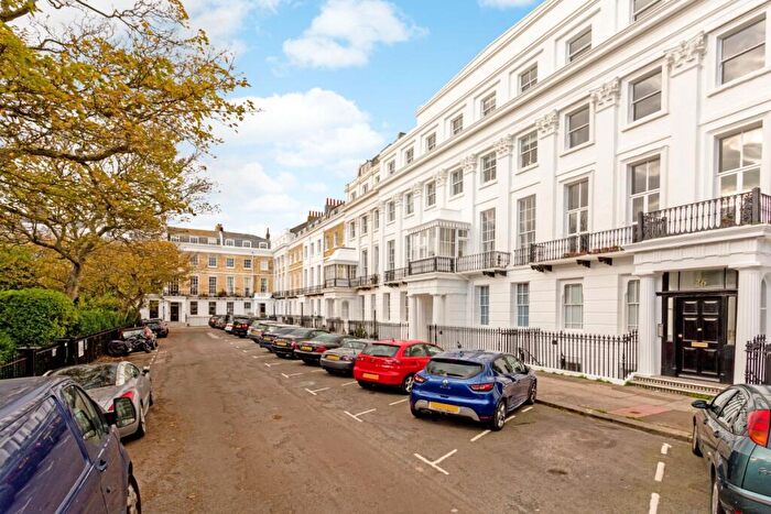 3 Bedroom Apartment To Rent In Sussex Square Brighton, BN2