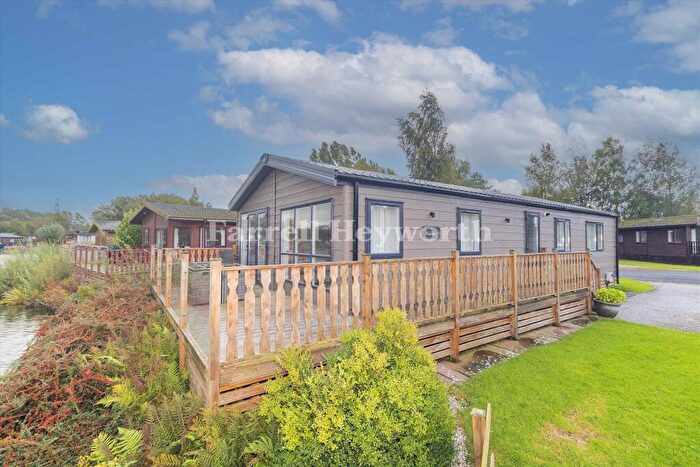 4 Bedroom Property For Sale In Borwick Lane, Dock Acres, Carnforth, LA6