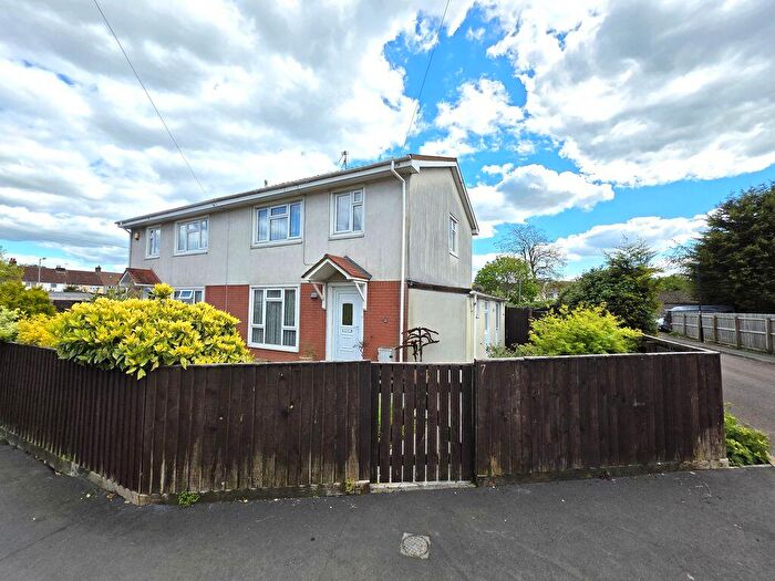 3 Bedroom Semi Detached House For Sale In West Town Road, Shirehampton, Bristol, BS11