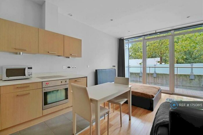 Studio To Rent In Oswald Building, London, SW11