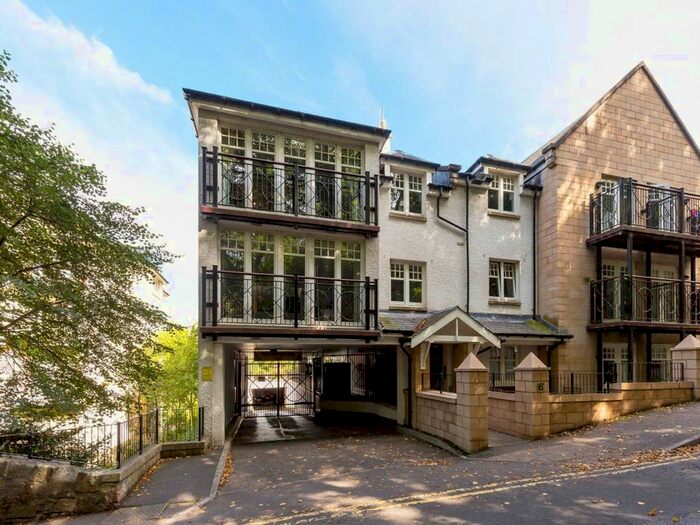 2 Bedroom Flat To Rent In West Mill Road, Colinton, Edinburgh, EH13