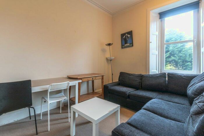 3 Bedroom Flat To Rent In L &#; Dalmeny Street, Edinburgh, EH6