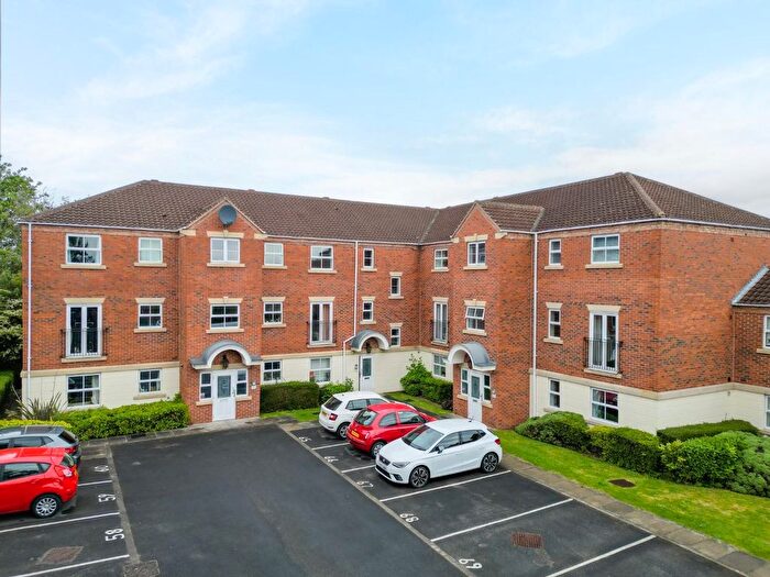 2 Bedroom Flat For Sale In St. Pauls Mews, York, YO24
