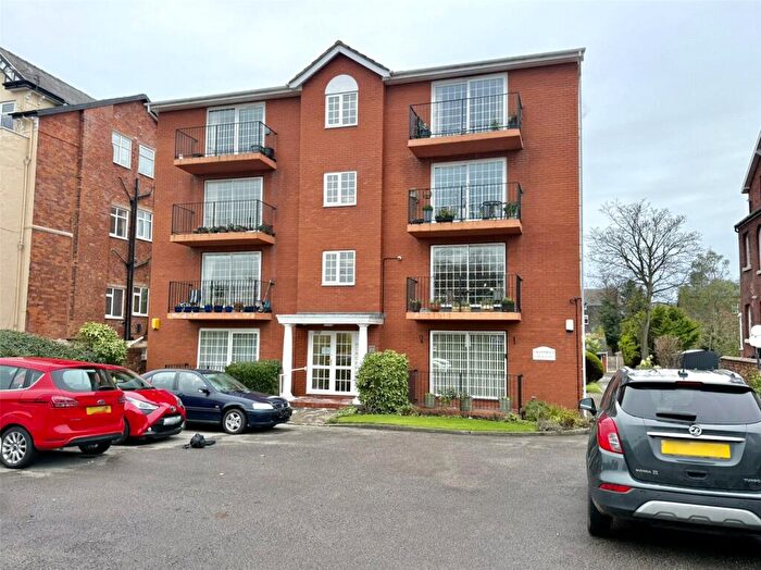 2 Bedroom Apartment For Sale In Park Road West, Southport, Southport, PR9