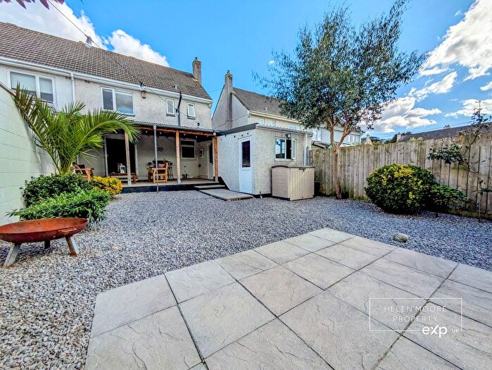 3 Bedroom Semi-Detached House For Sale In Spencer Road, Plymstock, PL9