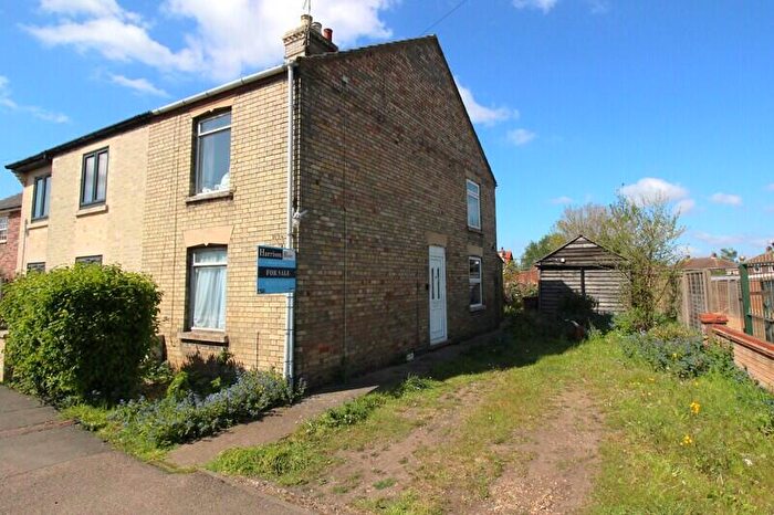 2 Bedroom Semi-Detached House For Sale In Stonald Road, Whittlesey, Cambs, PE7