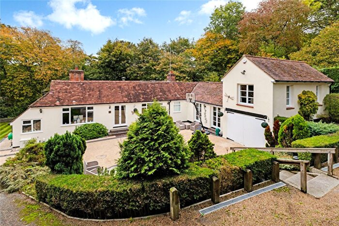 4 Bedroom Detached House For Sale In Rasehill Close, Rickmansworth, Hertfordshire, WD3