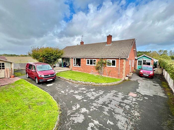 4 Bedroom Detached Bungalow For Sale In North End, Creech St. Michael, Taunton, TA3