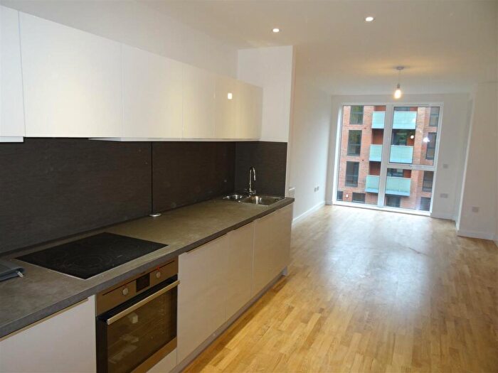 1 Bedroom Apartment To Rent In Lawrence Road | Tottenham | London, N15