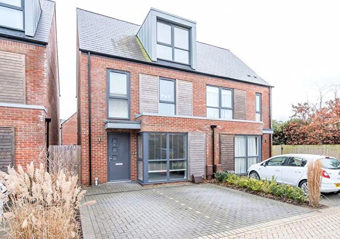 4 Bedroom Semi-Detached House For Sale In Windmill Close, Chichester, PO19