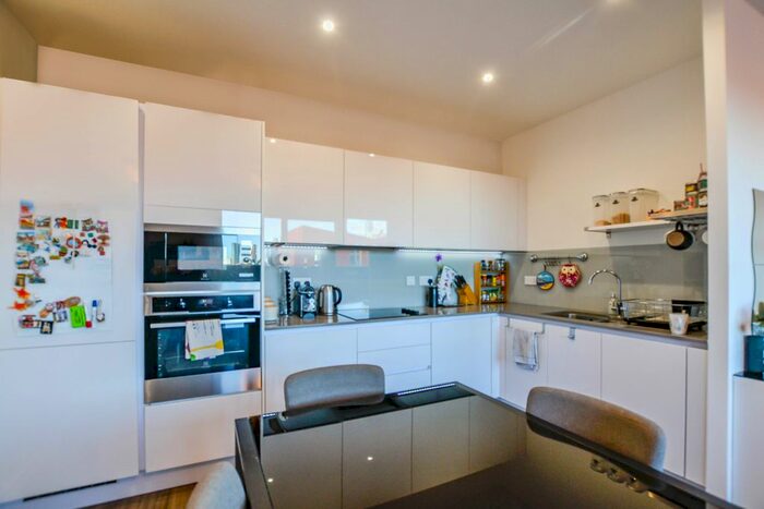 1 Bedroom Flat To Rent In Naomi Street, London, SE8