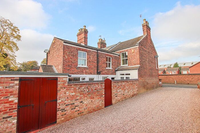 3 Bedroom End Of Terrace House For Sale In Extons Road, King's Lynn, Norfolk, PE30