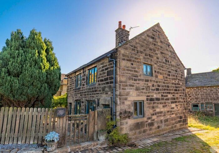 3 Bedroom Detached House For Sale In Old Town Farm Cottage, Old Town Mill Lane, Hebden Bridge, HX7