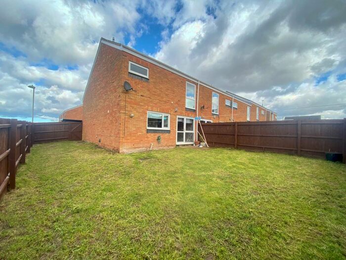 2 Bedroom End Of Terrace House To Rent In Chestnut Way, Raf Lakenheath, Brandon, IP27