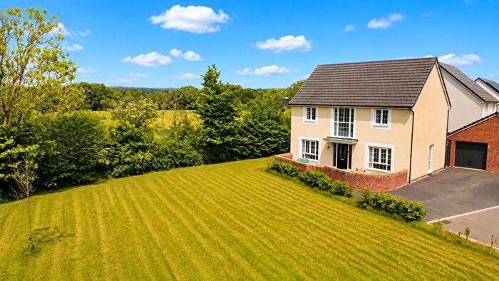 4 Bedroom Detached House For Sale In Muddle Brook, Roundswell, Barnstaple, Devon, EX31