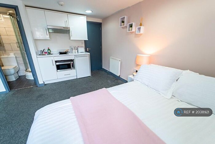 8 Bedroom Terraced House To Rent In Dale Road, Selly Oak, Birmingham, B29