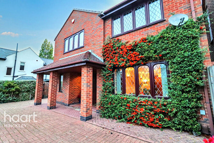 4 Bedroom Detached House For Sale In Coventry Road, Hinckley, LE10