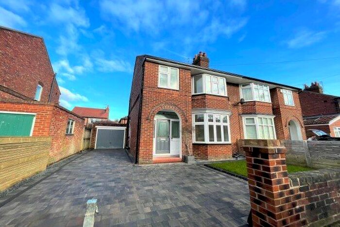 3 Bedroom Semi-Detached House To Rent In Willoughby Avenue, Manchester, M20