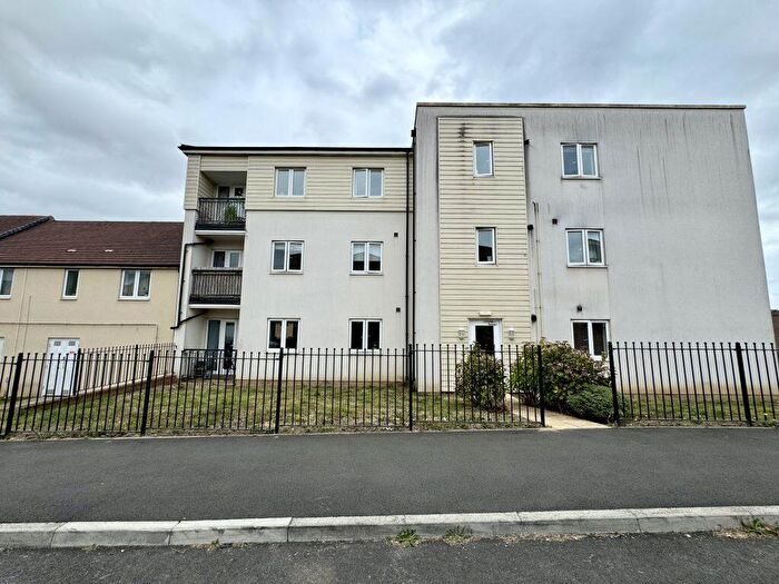 1 Bedroom Flat For Sale In Benbow House, Great Mead, Yeovil, Somerset, BA21