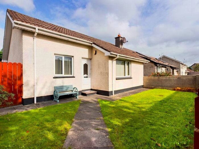 2 Bedroom Semi-Detached Bungalow For Sale In Drumgullion Avenue, Poyntzpass, Newry, BT35