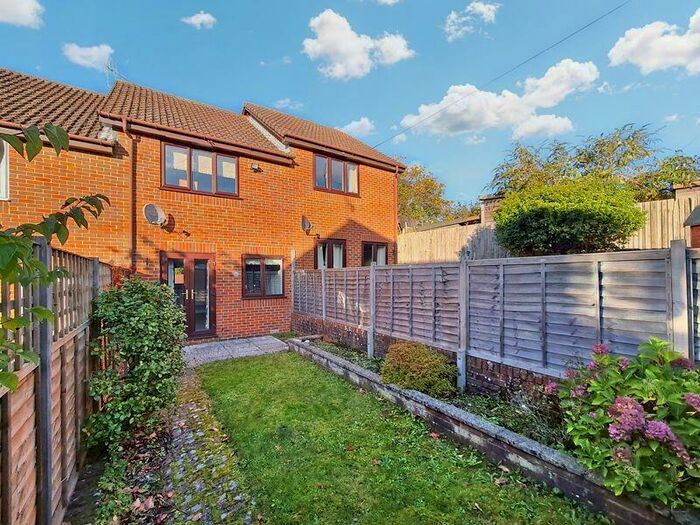 2 Bedroom Terraced House To Rent In Trout Road, Haslemere, GU27