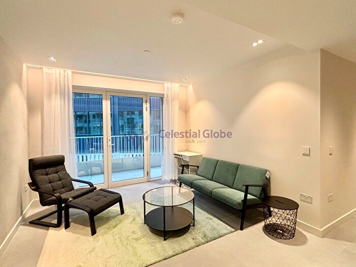 2 Bedroom Flat To Rent In Lewis Cubitt Park, London, N1C