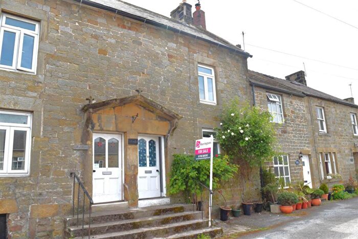 2 Bedroom Cottage For Sale In Kirkby Malzeard, Ripon, HG4