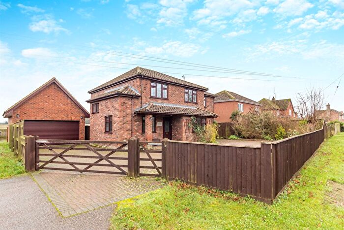 4 Bedroom Detached House For Sale In Green Lane, Great Barton, Bury St. Edmunds, IP31