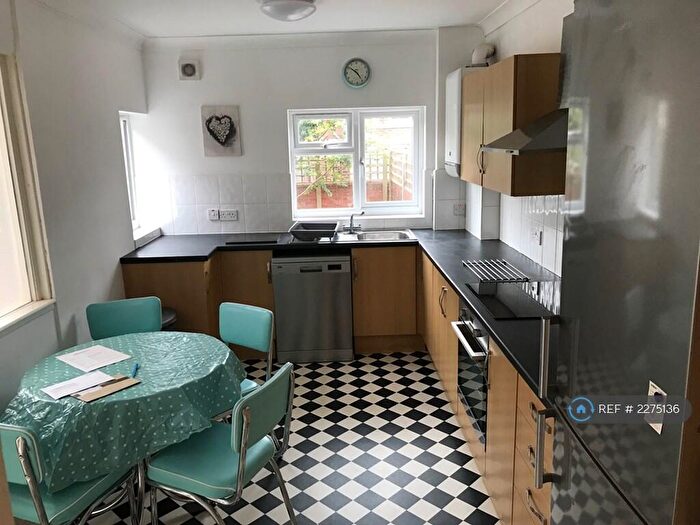 4 Bedroom Terraced House To Rent In Baker Street, Exeter, EX2
