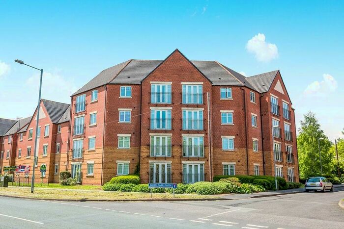 2 Bedroom Flat To Rent In Hedgerow Close, Redditch, B98