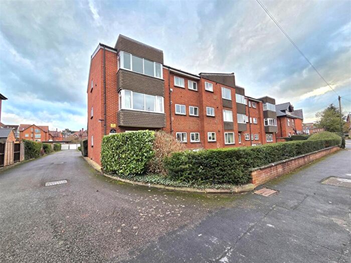 2 Bedroom Flat For Sale In The Firs, Heathville Road, Gloucester, GL1