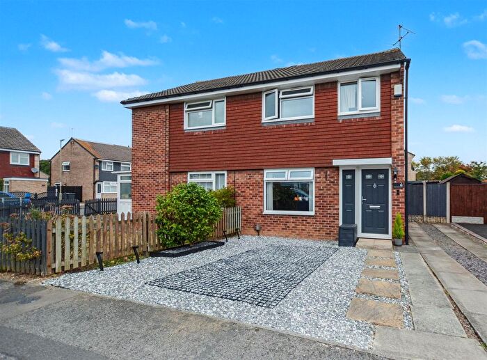 3 Bedroom Semi-Detached House For Sale In Langdale Drive, Long Eaton, NG10