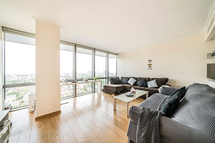 1 Bedroom Apartment To Rent In West India Quay, Hertsmere Road, London, E14