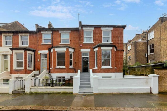 4 Bedroom Terraced House To Rent In Thornfield Road, London, W12