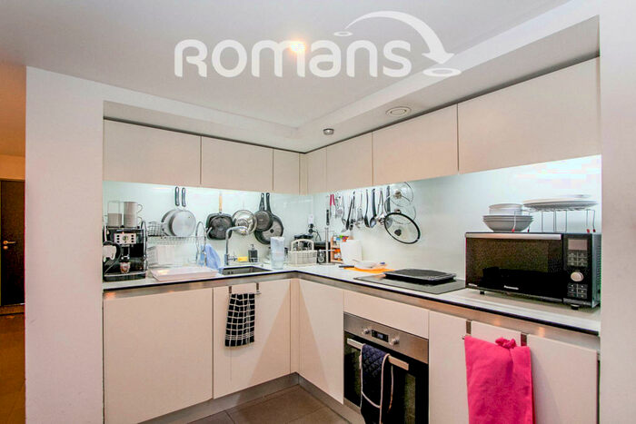 1 Bedroom Apartment To Rent In Lake Shore Drive, Bristol, BS13