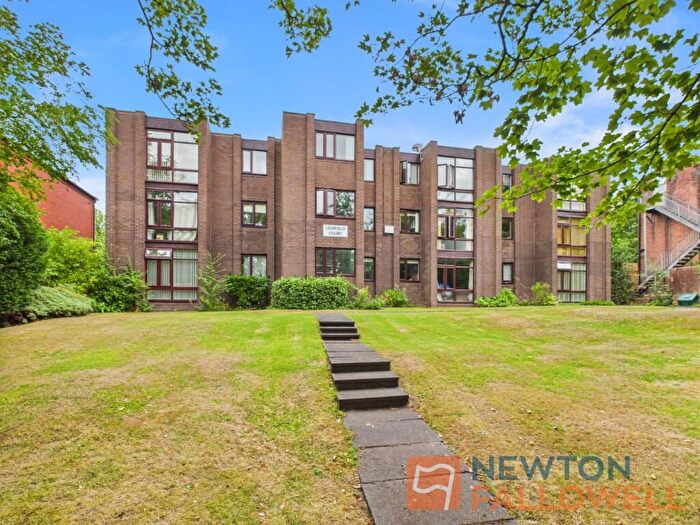 2 Bedroom Flat For Sale In Lichfield Road, Walsall, WS4