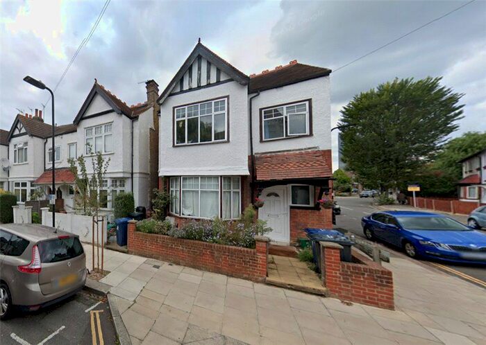 4 Bedroom End Of Terrace House To Rent In Grafton Road, London, W3
