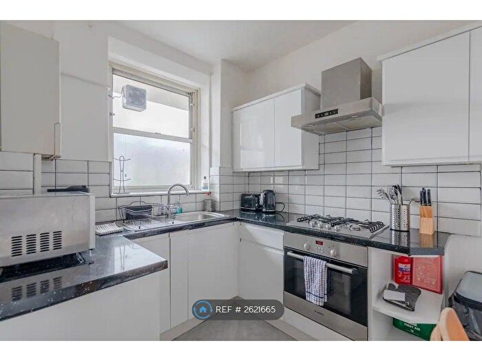 1 Bedroom Flat To Rent In Barnes House, London, NW1