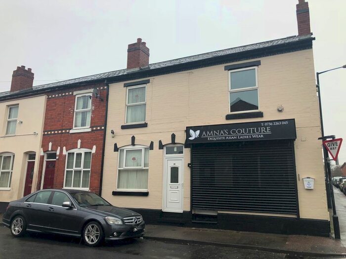 1 Bedroom Flat To Rent In Lewis Street, Walsall, West Midlands, WS2