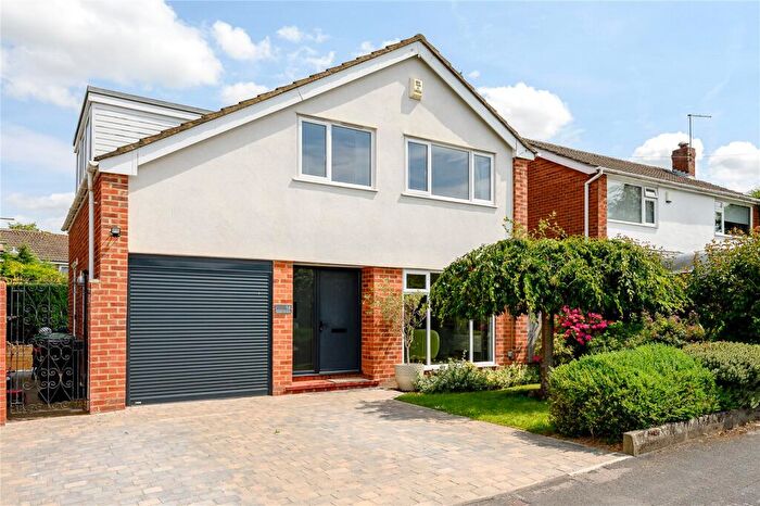 4 Bedroom Detached House For Sale In Templar Gardens, Wetherby, LS22