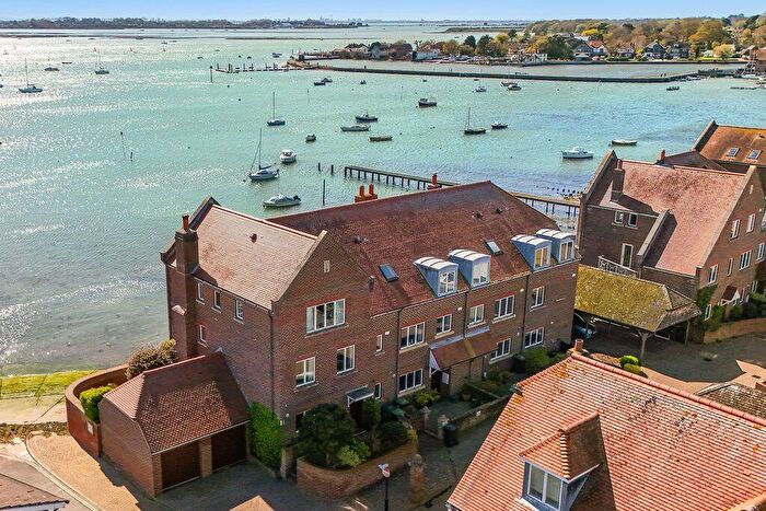 4 Bedroom House For Sale In Stanley Road, PO10