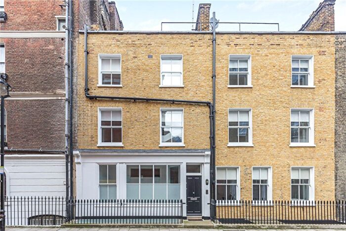 3 Bedroom Mews To Rent In Welbeck Way, Marylebone, London, W1G