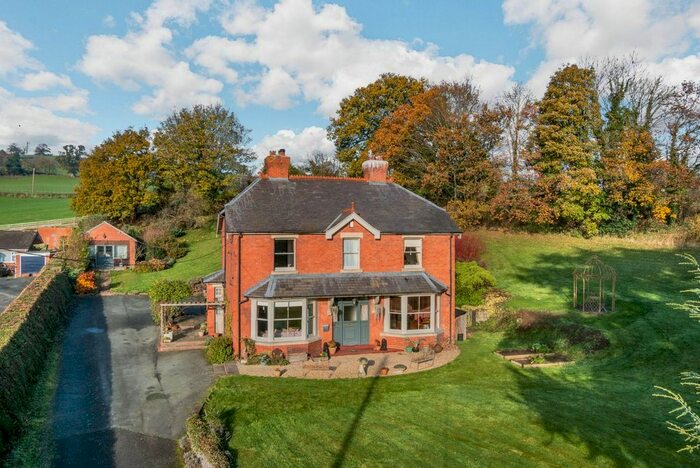 4 Bedroom Detached House For Sale In Llansantffraid, SY22