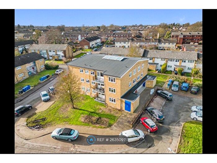 1 Bedroom Flat To Rent In Spencers Croft, Harlow, CM18