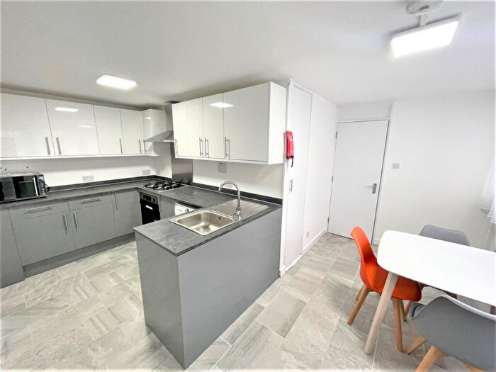 5 Bedroom Maisonette To Rent In Robert Street, Euston, NW1