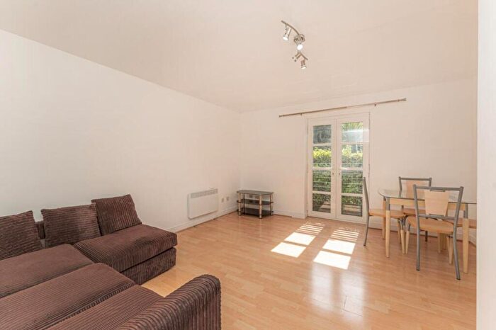 2 Bedroom Apartment To Rent In Langbourne Place, E14